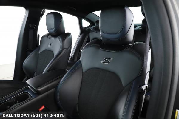 2015 CHRYSLER 200 S 4dr Car for sale in Amityville, NY – photo 7