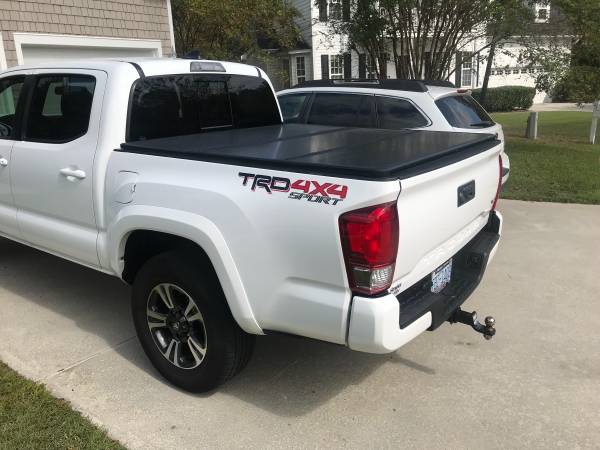 2017 Toyota Tacoma TRD Sport 4wd - Low Mileage for sale in Wilmington, NC – photo 5