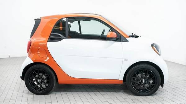 2016 Smart fortwo Passion - - by dealer - vehicle for sale in Honolulu, HI – photo 2