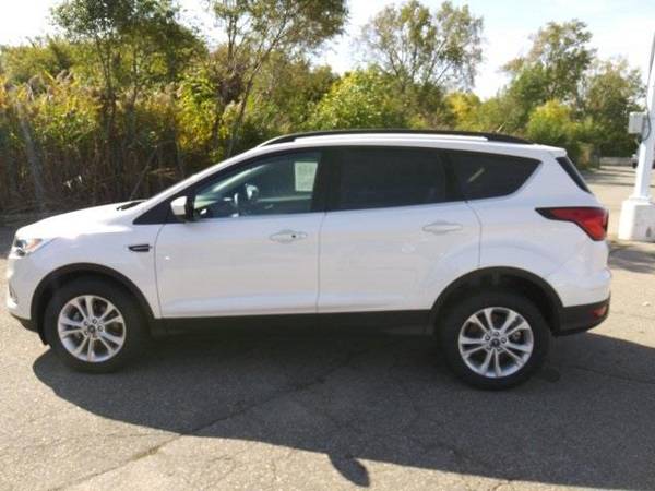 2019 Ford Escape SUV SEL (White Platinum) GUARANTEED APPROVAL for sale in Sterling Heights, MI – photo 6
