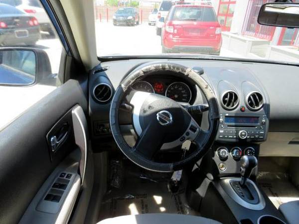 2009 Nissan Rogue S 2WD -FINANCING FOR ALL!! BAD CREDIT OK!! - cars... for sale in Albuquerque, NM – photo 3