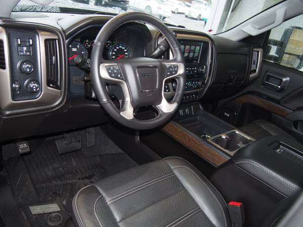 2019 GMC Sierra 2500HD Denali **Ask About Easy Financing and Vehicle... for sale in Milwaukie, OR – photo 12