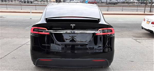 2018 Tesla Model X 75D AWD - - by dealer - vehicle for sale in elmhurst, NY – photo 17