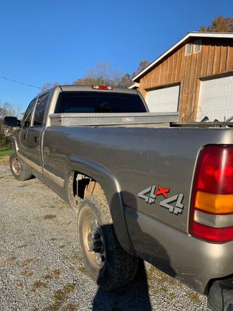 2001 Chevrolet 2500 - cars & trucks - by owner - vehicle automotive... for sale in Sevierville, TN – photo 4