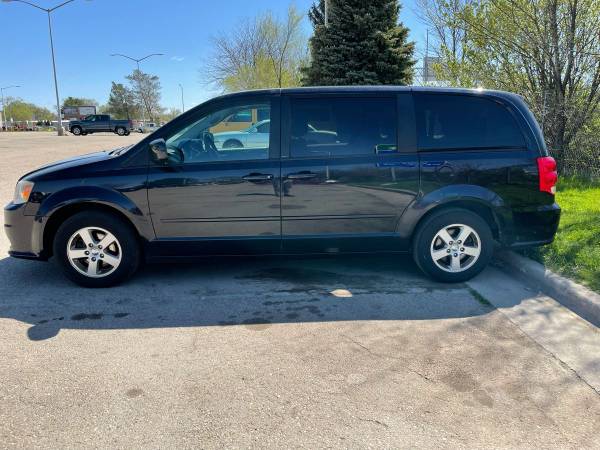 2011 Dodge Grand Caravan for sale in Madison, WI – photo 4