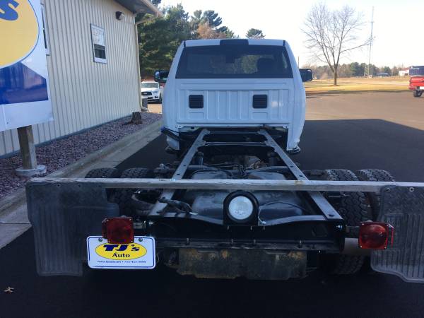 17 Ram 5500 4X4, Cummins - cars & trucks - by dealer - vehicle... for sale in Wisconsin Rapids, WI – photo 6