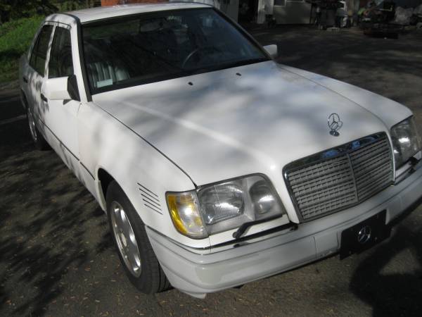 Mercedes 1995 e300 Diesel White for sale in Warrenton, District Of Columbia – photo 14