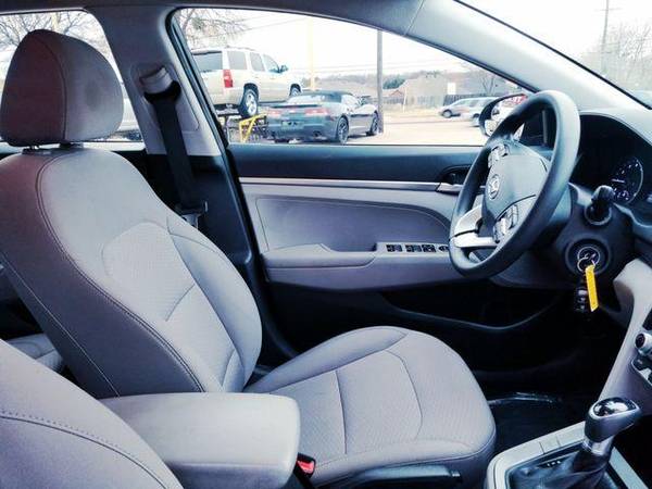 2020 Hyundai Elantra SE Sedan 4D ESPANOL ACCEPTAMOS PASAPORTE ITIN for sale in Arlington, TX – photo 12