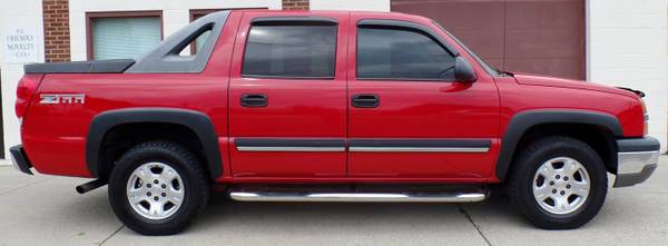 2004 Chevy Avalanche Z66 - 2WD - cars & trucks - by dealer - vehicle... for sale in BUCYRUS, OH – photo 11