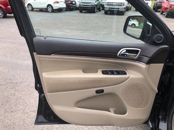 Jeep Grand Cherokee 2wd Overland SUV Leather Sunroof Navigation for sale in Jacksonville, NC – photo 9