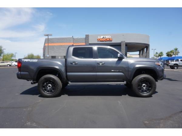 2018 Toyota Tacoma TRD OFF ROAD DOUBLE CAB 5 4x4 Passe - Lifted for sale in Glendale, AZ – photo 4