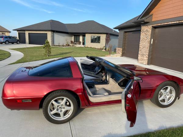 Very nice 94 Corvette for sale in Lincoln, NE – photo 5