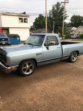 1988 Dodge D100 Show Truck for sale in Vincennes, IN – photo 3
