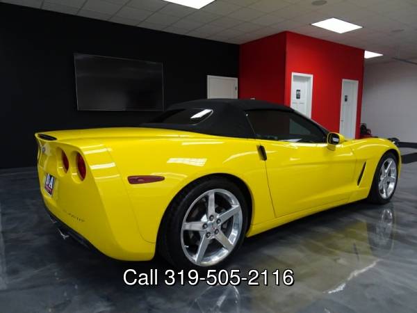 2005 Chevrolet Corvette Convertible - - by dealer for sale in Waterloo, IA – photo 5