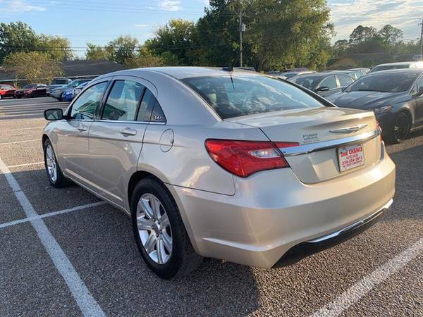 BRING YOUR JACKED UP CREDIT AND RIDE TODAY!!!2013 *Chrysler* for sale in Montgomery, AL – photo 7