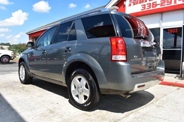 2007 SATURN VUE V6 WITH LEATHER AND SUNROOF for sale in Greensboro, NC – photo 3