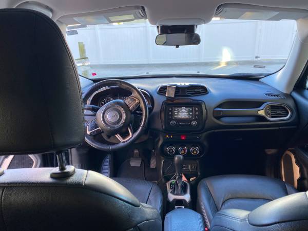 2015 Jeep Renegade Latitude - cars & trucks - by owner - vehicle... for sale in Jacksonville Beach, FL – photo 6