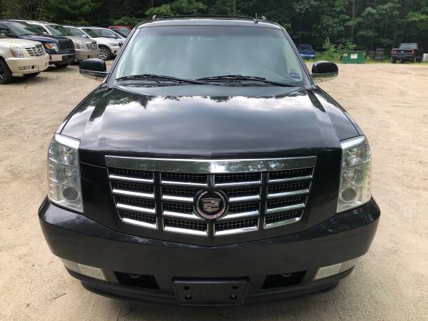 2010 Cadillac Escalade ESV, AWD, Black, Loaded, Seats 7, Dual... for sale in New Gloucester, NH – photo 8