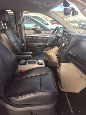 2012 Chrysler Town and Country for sale in Helena, MT – photo 3
