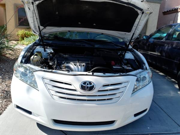 Toyota camry LE ) for sale in Las Vegas, NV – photo 6