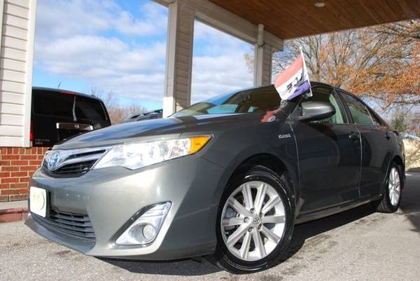 2014 Toyota Camry Electric Hybrid XLE Sedan 4D Sedan - cars & trucks... for sale in Glen Burnie, MD – photo 6