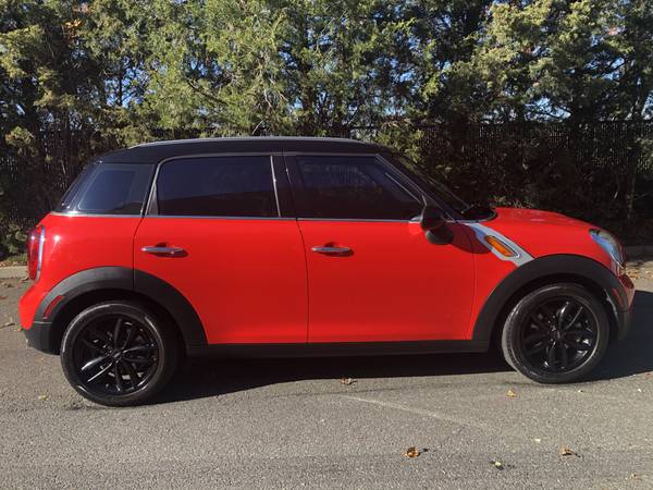 2011 Mini Cooper countryman red - cars & trucks - by owner - vehicle... for sale in Brooklyn, NY – photo 4