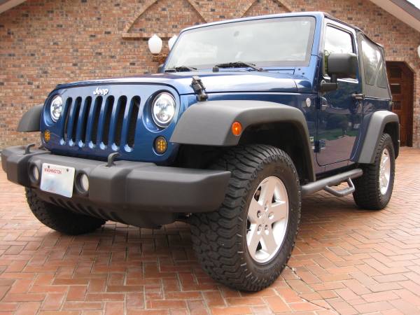 2010 Jeep Wrangler Sport 4X4 Automatic LOW MILES / CLEAN HISTORY -... for sale in Olympia, WA – photo 4