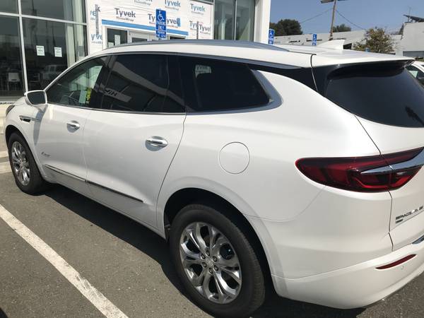 Used 2020 Buick Enclave AWD Avenir - White Frost Tricoat - cars & for sale in Richmond, CA – photo 9