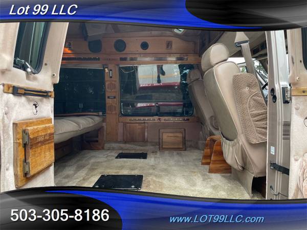 1994 CHEVROLET G20 Sportvan Explorer Conversion Power Bench/BED Wood for sale in Milwaukie, OR – photo 4