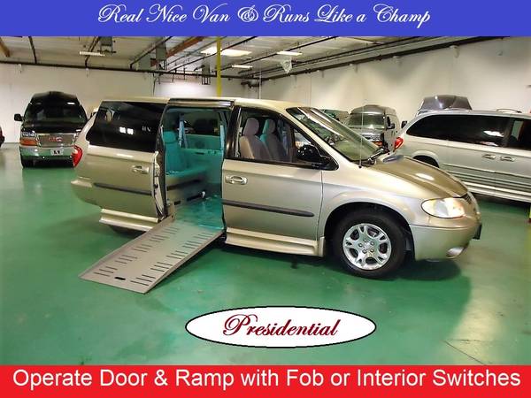 2003 Dodge Caravan Presidential Wheelchair Handicap Conversion Van for sale in El Paso, TX – photo 2