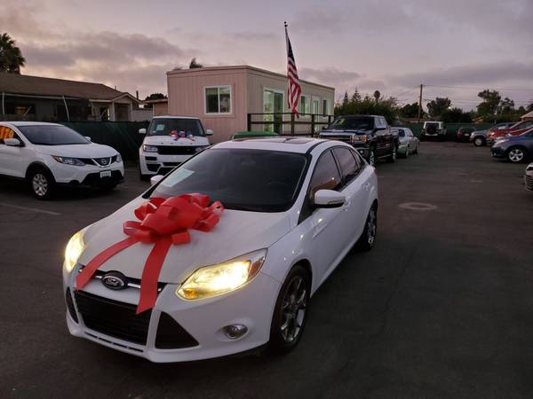 2013 Ford Focus - Financing Available , $1000 down payment delivers! for sale in Oxnard, CA – photo 2