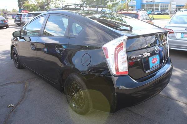 2013 Toyota Prius One Hatchback 4D w/131K ONE *WE FINANCE* - cars &... for sale in Bend, OR – photo 3