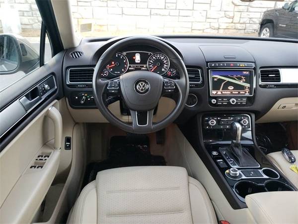 2016 VW Volkswagen Touareg VR6 FSI suv for sale in Fayetteville, AR – photo 5