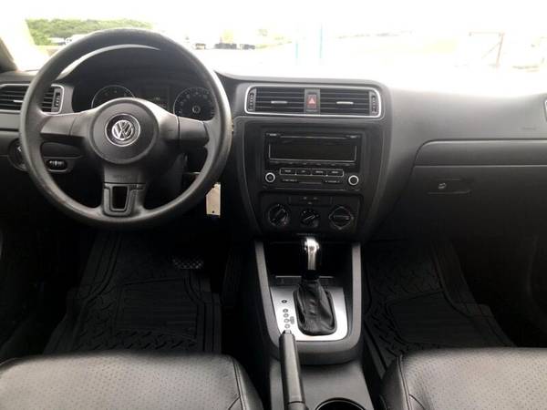 2014 Volkswagen Jetta SE - cars & trucks - by dealer - vehicle... for sale in Shippensburg, PA – photo 15