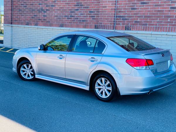 2012 SUBARU LEGACY 2.5I PREMIUM ( ONE OWNER/ WELL MAINTAINED ) -... for sale in West Sand Lake, NY – photo 9