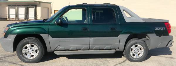 2002 Chevrolet Avalanche Z71 - cars & trucks - by owner - vehicle... for sale in Kenosha, WI – photo 2