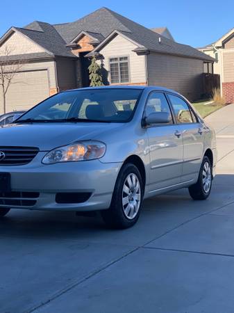 2004 Toyota Corolla LE - cars & trucks - by owner - vehicle... for sale in Lincoln, NE – photo 4