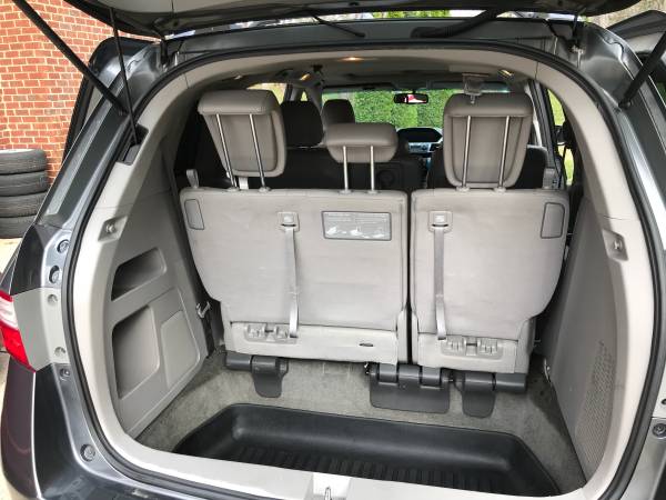 2011 Honda Odyssey EX-L Minivan - cars & trucks - by owner - vehicle... for sale in Prospect, KY – photo 9