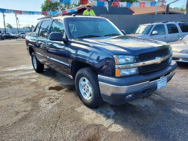 2005 CHEVY AVALANCHE C1500 - - by dealer - vehicle for sale in Fresno, CA – photo 3