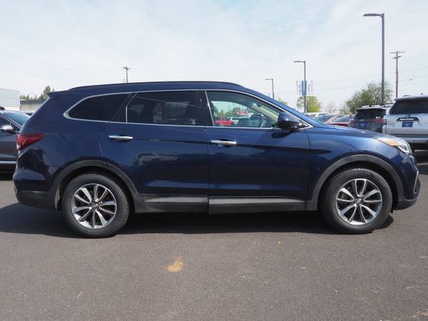 2017 Hyundai Santa Fe SE - - by dealer - vehicle for sale in Bend, OR – photo 3