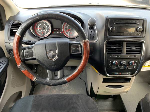 ★★★ 2014 Dodge Grand Caravan Handicap Accessible ★★★ for sale in Grand Forks, ND – photo 15
