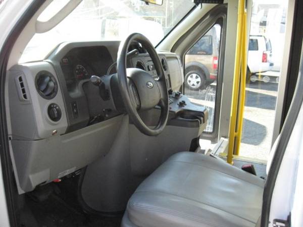 2016 Ford Econoline E450 - Special Vehicle Offer! for sale in Prospect Park, PA – photo 8