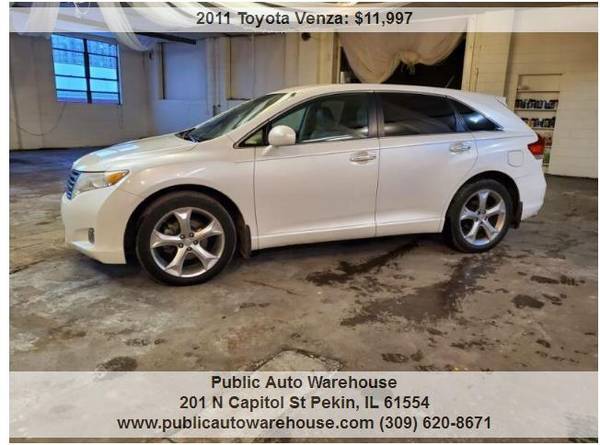2011 TOYOTA VENZA - AWD! - - by dealer - vehicle for sale in Pekin, IL – photo 2