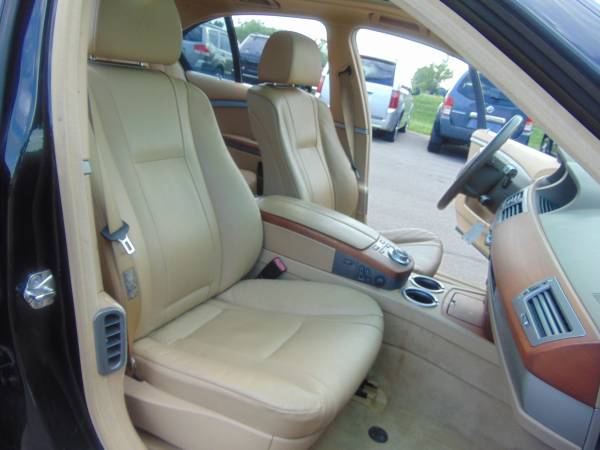 2006 BMW 750I LEATHER V8 LOADED MOON NEWER TIRES CLEAN IN/OUT BLACK... for sale in Union Grove, IL – photo 17