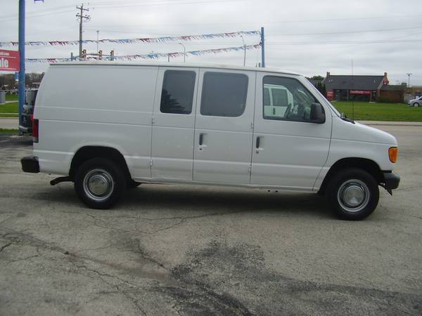 2006 FORD E20 CARGO VAN - - by dealer - vehicle for sale in Green Bay, WI – photo 2