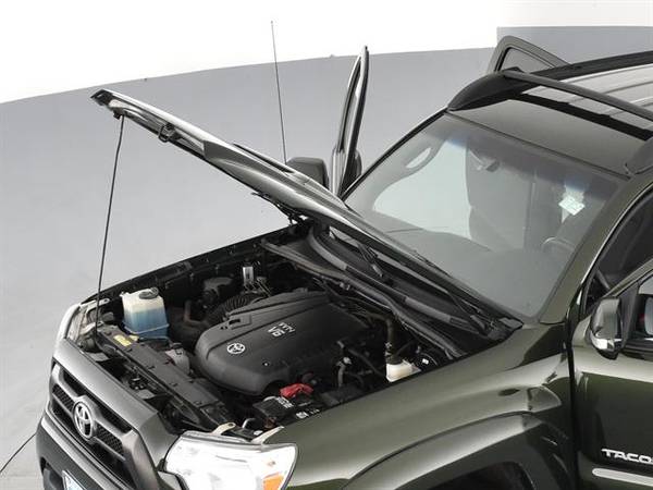 2014 Toyota Tacoma Double Cab Pickup 4D 5 ft pickup Green - FINANCE for sale in Arlington, District Of Columbia – photo 4