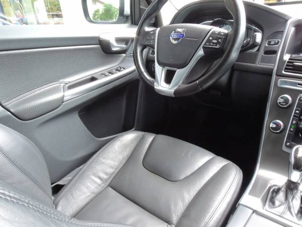 2014 Volvo XC60 T6 AWD Premier Plus Bright Silver, Charcoal Leather,... for sale in Portland, OR – photo 14