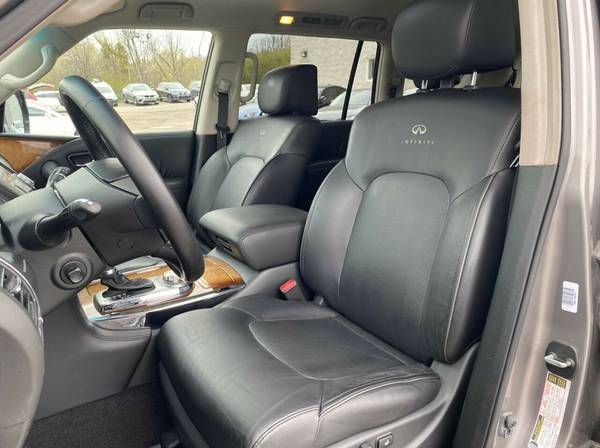 2011 Infiniti QX56 102, 401 miles for sale in Downers Grove, IL – photo 5