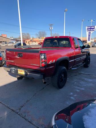 2005 Chevy Silverado 2500HD - cars & trucks - by dealer - vehicle... for sale in Colorado Springs, CO – photo 3
