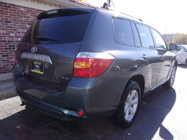 2010 Toyota Highlander Seats-8 AWD, 151k Miles, P Roof, Grey, Clean for sale in Franklin, VT – photo 3